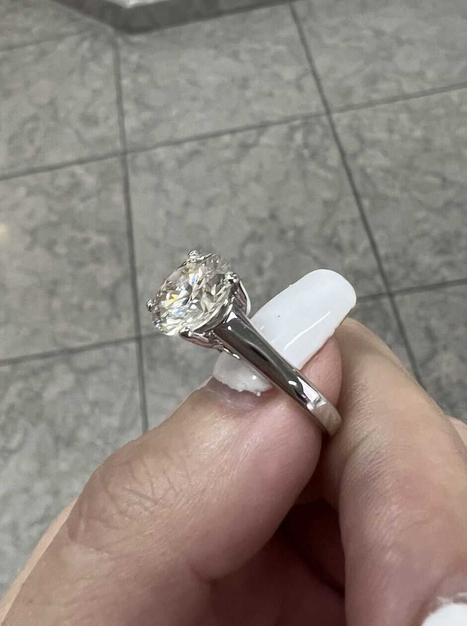 טבעת אירוסין זהב לבן 14K יהלום חיתוך עגול 3.13 קראט