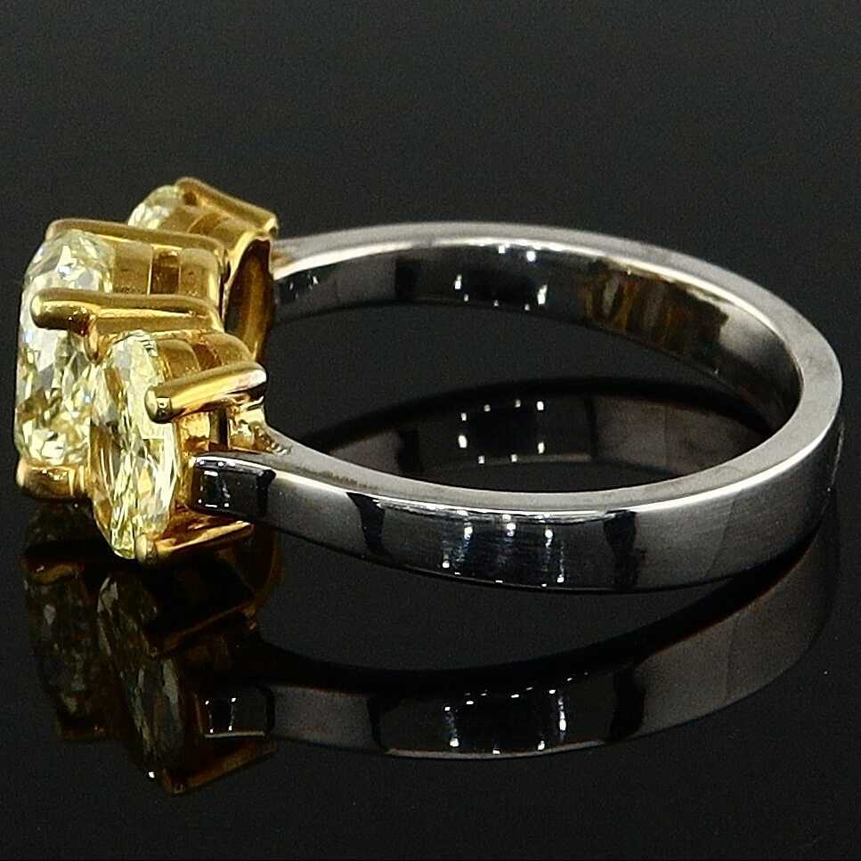 טבעת יהלומים סה"כ 3.83 קראט בעיצוב זהב לבן 14K