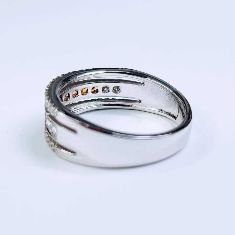 טבעת ספיר ויהלומים סה"כ 0.60 קראט בעיצוב זהב לבן 18K