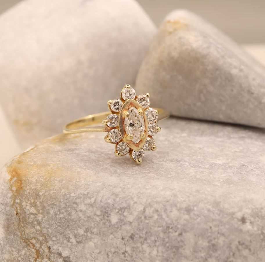 טבעת יהלומים טבעיים סה"כ 0.50 קראט בעיצוב זהב צהוב 14K