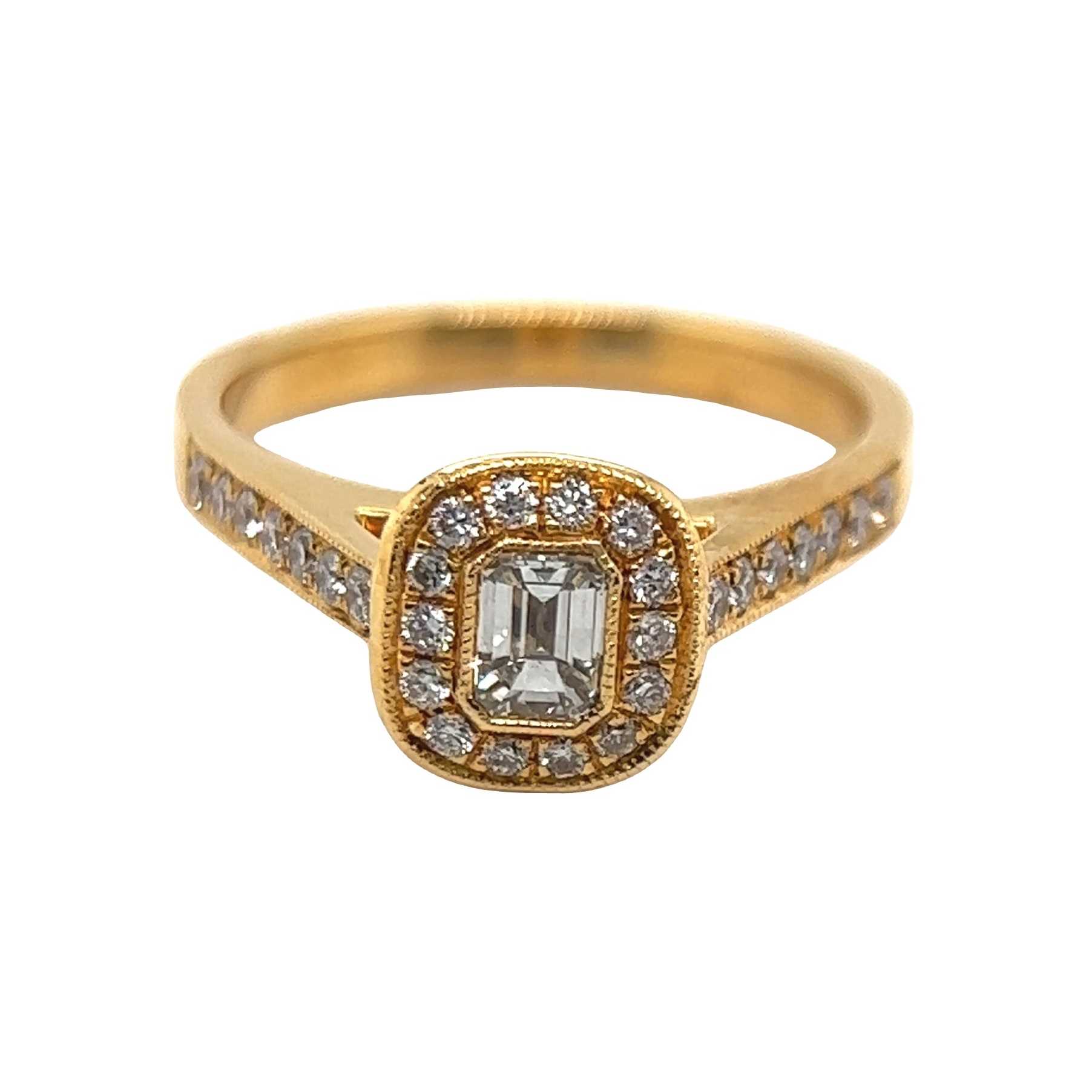 טבעת יהלום זהב צהוב 18 קראט בליטוש אמרלד